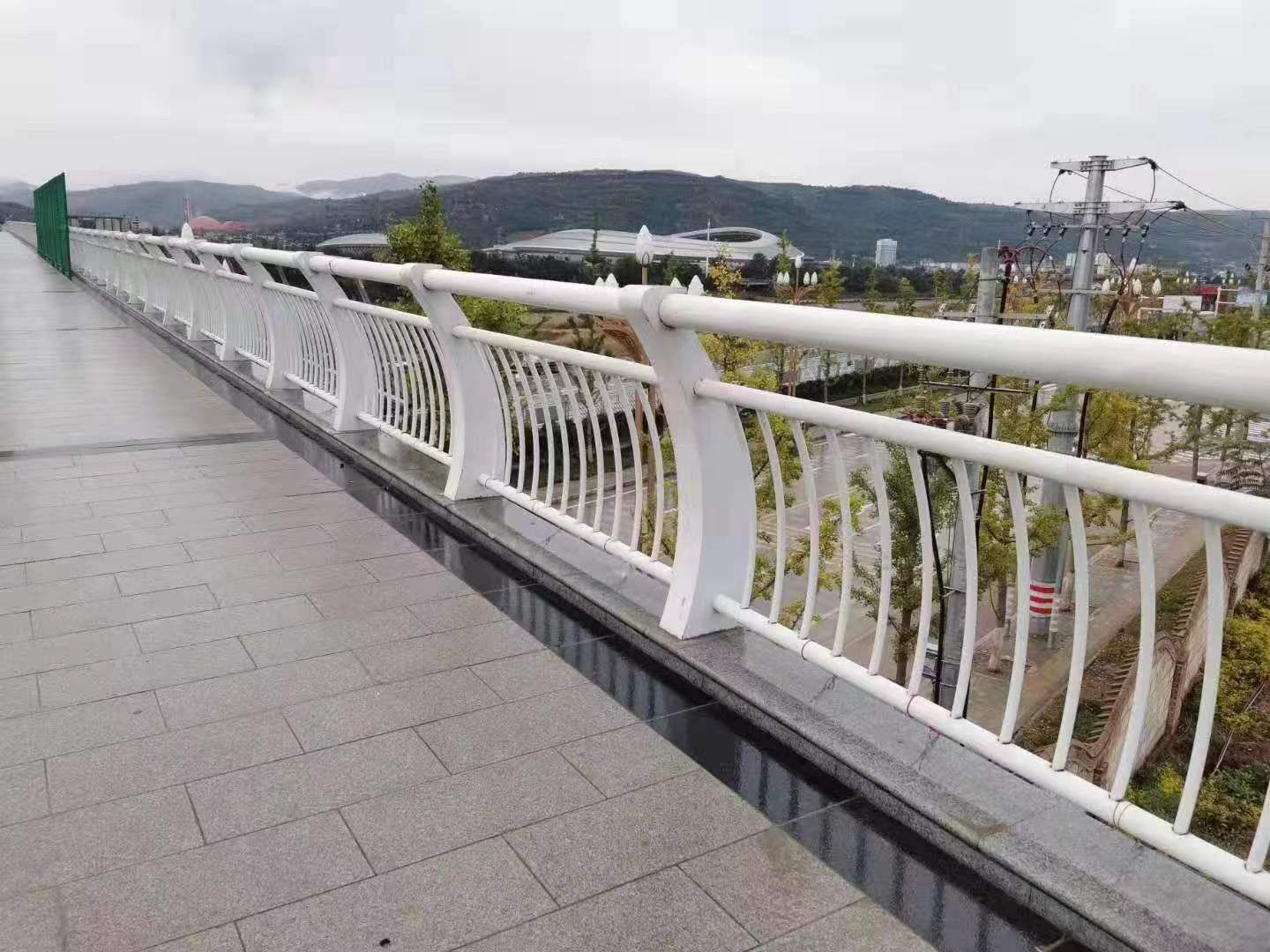 雨湖鋁合金護欄